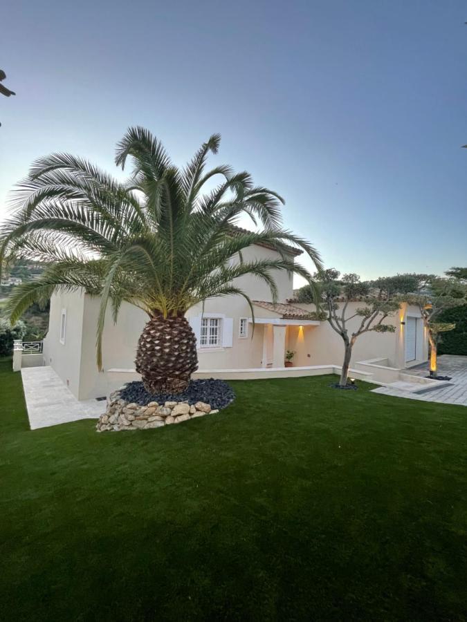 Villa Avec Piscine Sur Le Golf Sainte-Maxime Exterior foto