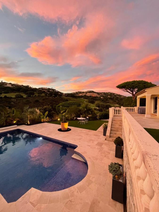 Villa Avec Piscine Sur Le Golf Sainte-Maxime Exterior foto